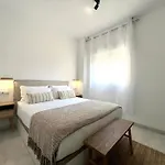 Capuchinos Penthouse & Terrace By Ele Apartments